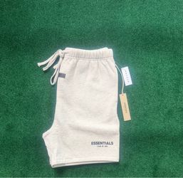 Essentials fear of god shorts size large