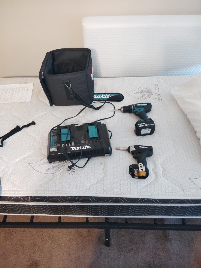 Makita 2 Drills, Charger, Battery And Bag