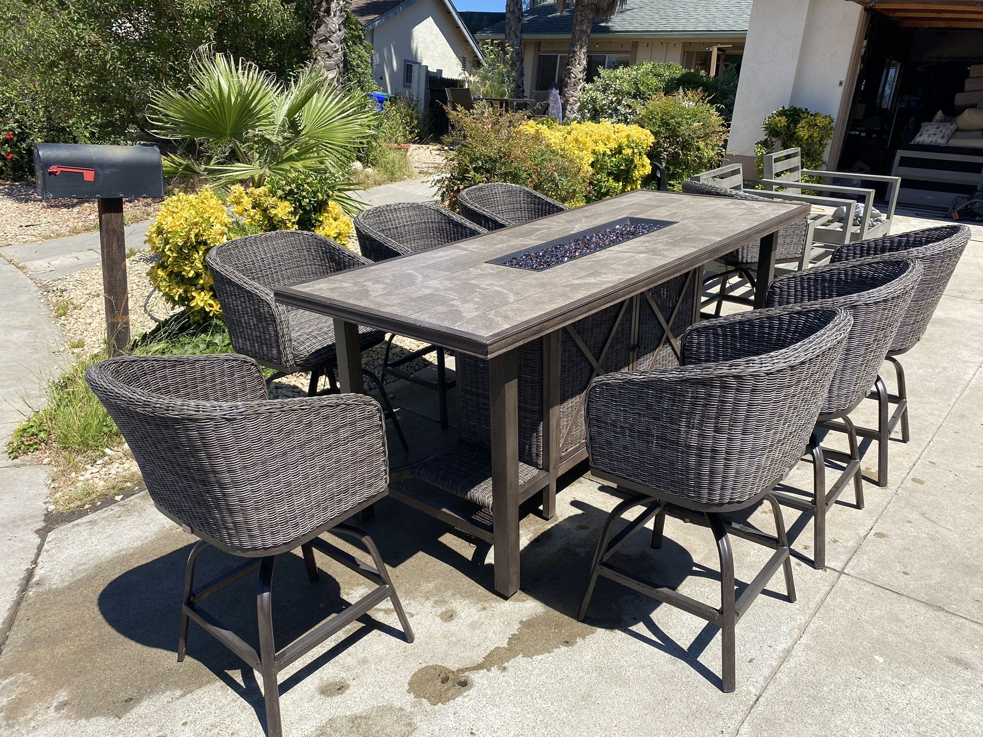 COSTCO AGIO 9-piece Outdoor Fire Pit Dining Set LIKE NEW BARELY USED