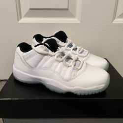 Like New Air Jordan 11’Legend 