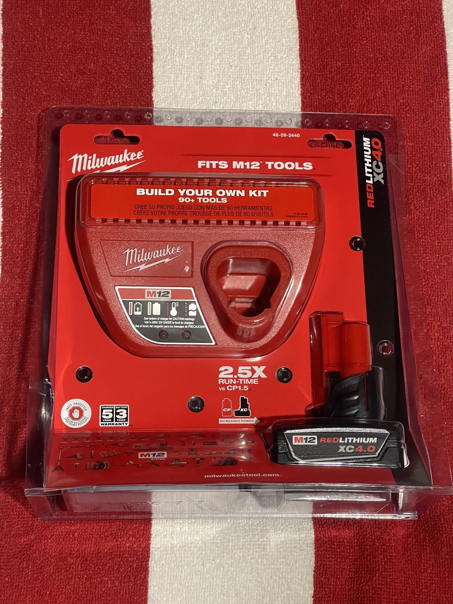 NEW 12V MILWAUKEE 4.0 AH BATTERY & CHARGER KIT