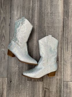White Rhinestone Cowboy Boots