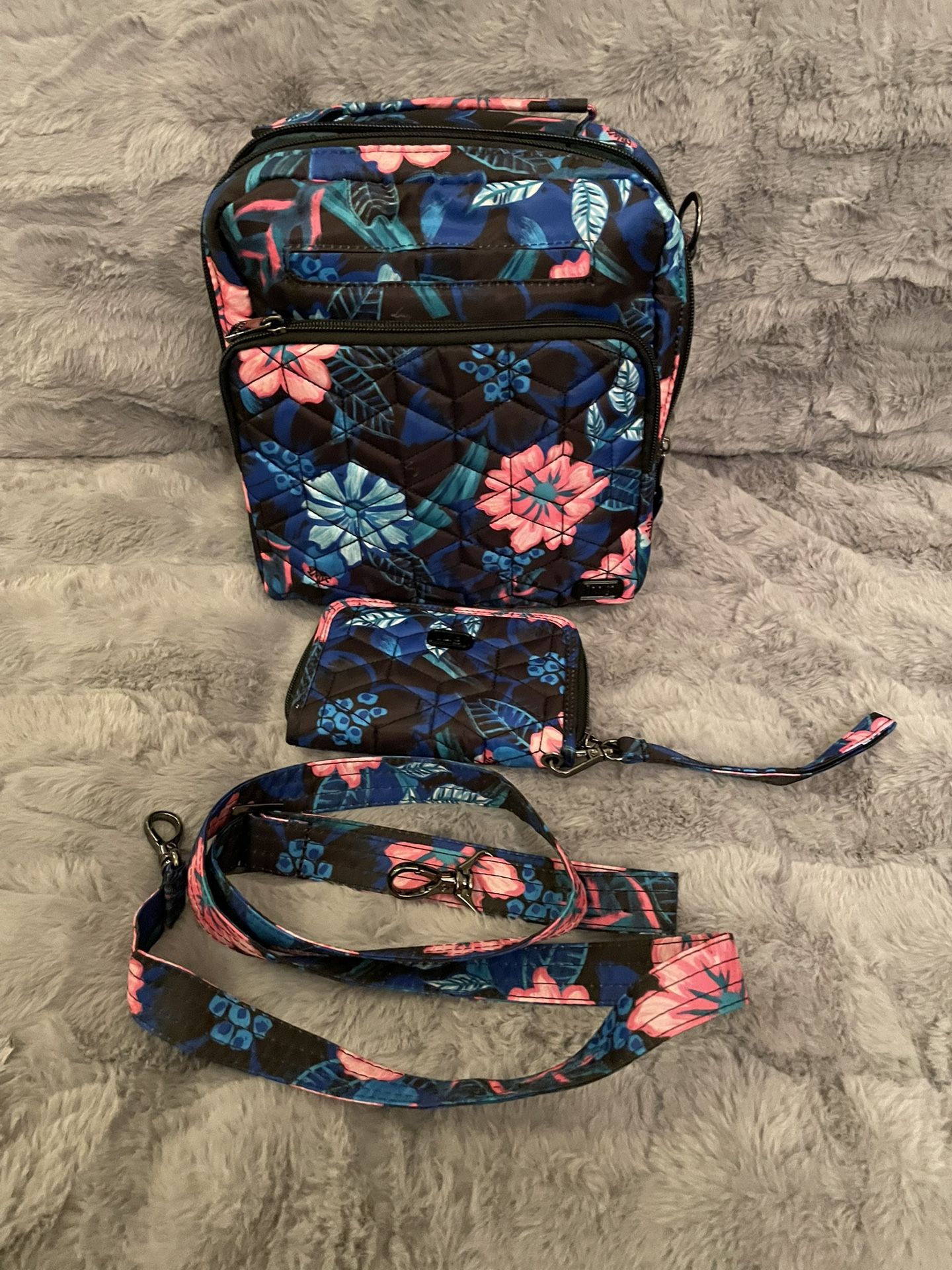 Lug Cross Body And Wallet 