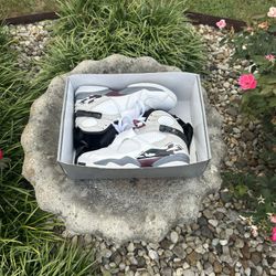 Jordan 8 Retro White Bugundy