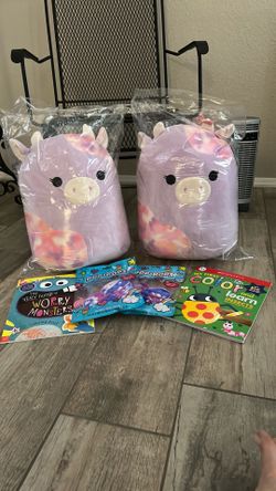 Twins!! Two (2) Squishmallows with Freebies