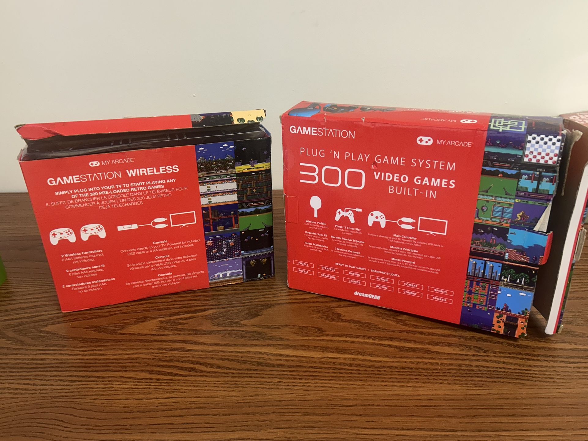 2 Plug & Play Game Stations – 300 Built-In Retro Games