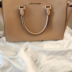 Natural Leather Satchel

w/shoulder Strap 