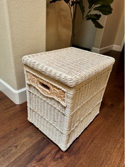 Vintage Off-White Wicker Laundry Hamper – $50
