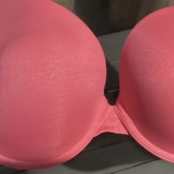 34 DD, vs, Victorias Secret Bra