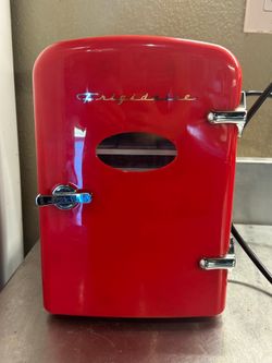 Mini fridge