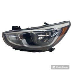 2015 2017 HYUNDAI ACCENT LEFT SIDE HALOGEN HEADLIGHT OEM