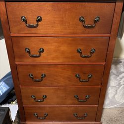 Dresser