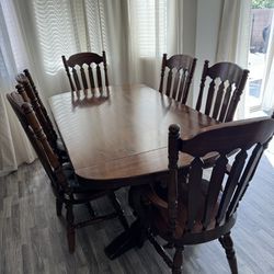 Gorgeous Vintage Antique Expandable Solid Wood Kitchen Dining Table & Six Chairs (read description!)