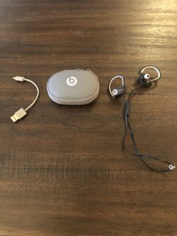 Powerbeats 2 headphones WL Black Sport