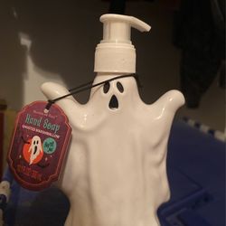 Ghost Halloween Soap dispenser 