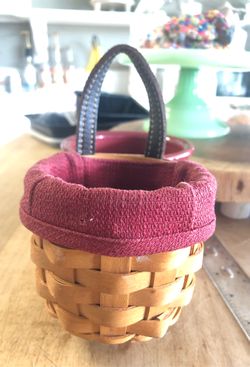 Longaberger small hanging basket