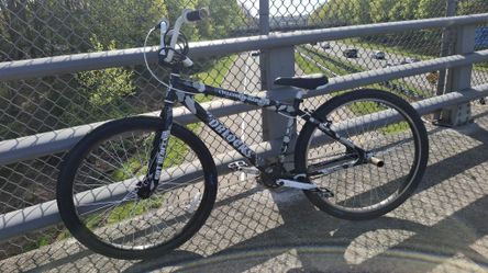 Dblock Camo White and black SE bike.