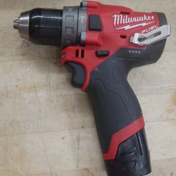 Milwaukee 2504-20 M12 12V Cordless Mini Drill/Driver - Red W 2AH BATTERY USED. TESTED. IN A GOOD WORKING ORDER.  
