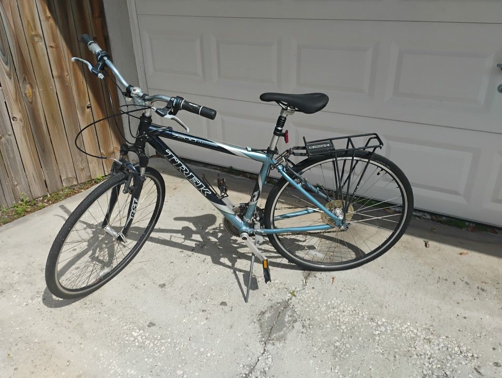 Trek 7200 Bicycle 62 Cm Frame