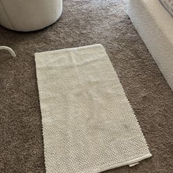 Casaluna White Bath Rug