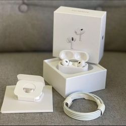 AirPods Pro (2nd generation) with MagSafe Charging Case (USB-C)