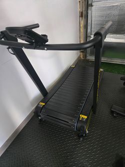 Manual treadmill