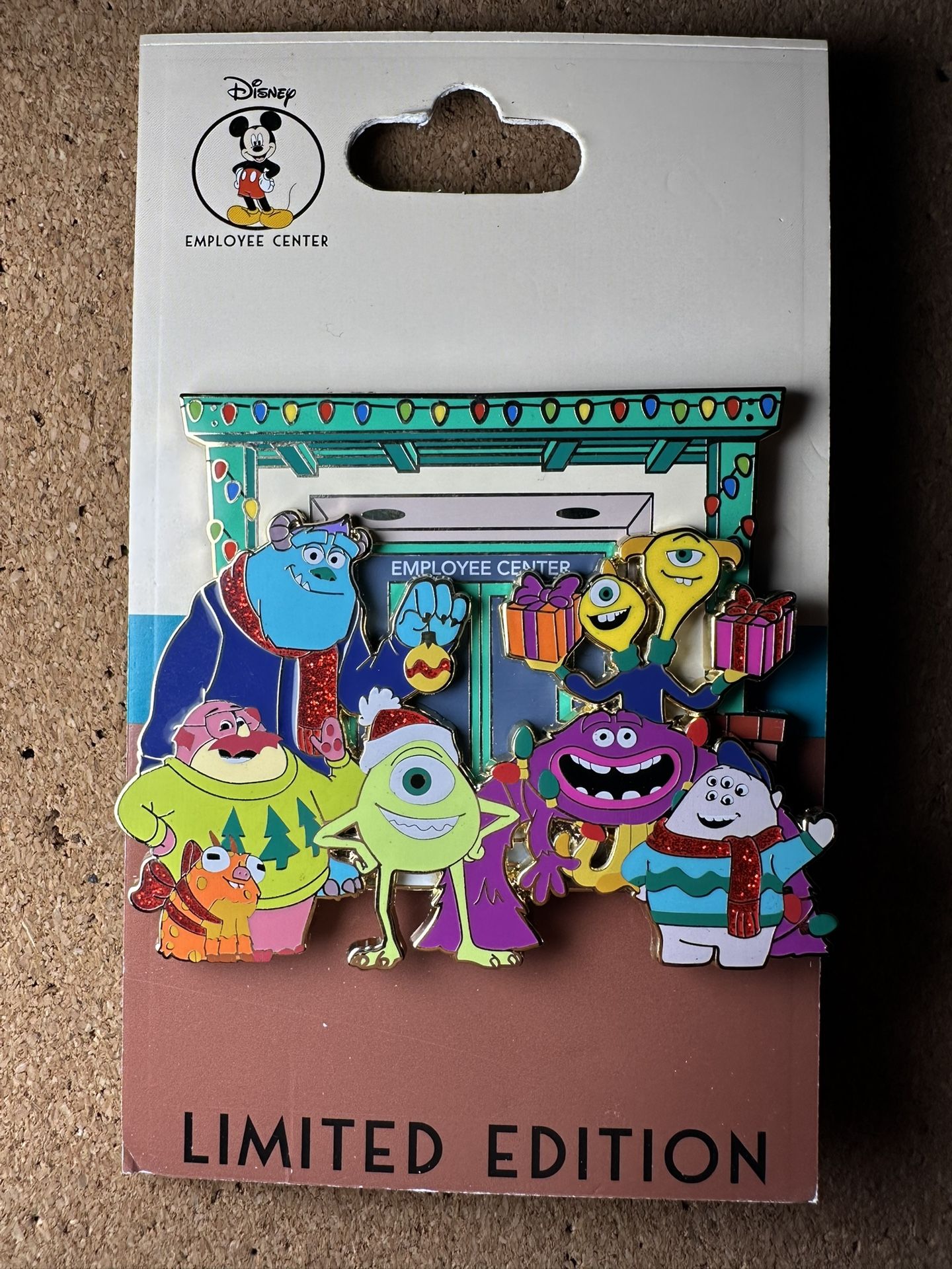 DISNEY EMPLOYEE CENTER MONSTERS INC HOLIDAY LIMITED EDITION 3D 2" PIN