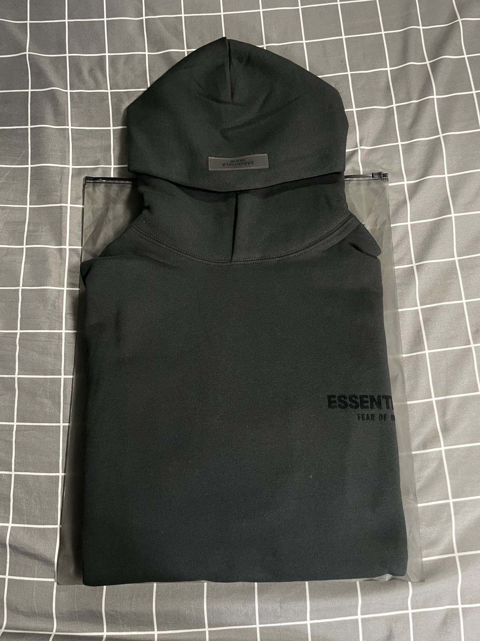Essentials Hoodie Pullover