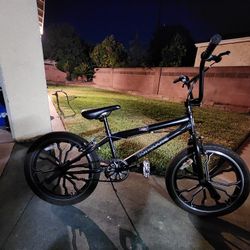 MONGOOSE BIKE