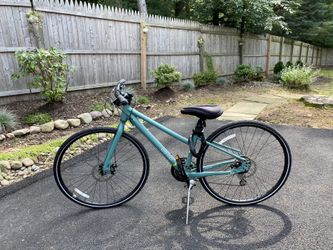 REI Co-op Cycles CTY 1.1 Hybrid Women's Bike Size S for Sale in New York, NY - OfferUp REI Co-op Cycles CTY 1.1 Hybrid Women's Bike Size S for Sale in New York, NY - OfferUp