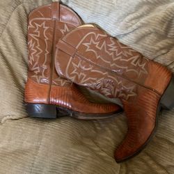 Rodeo boots