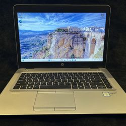 Hp Laptop With Docking Station 