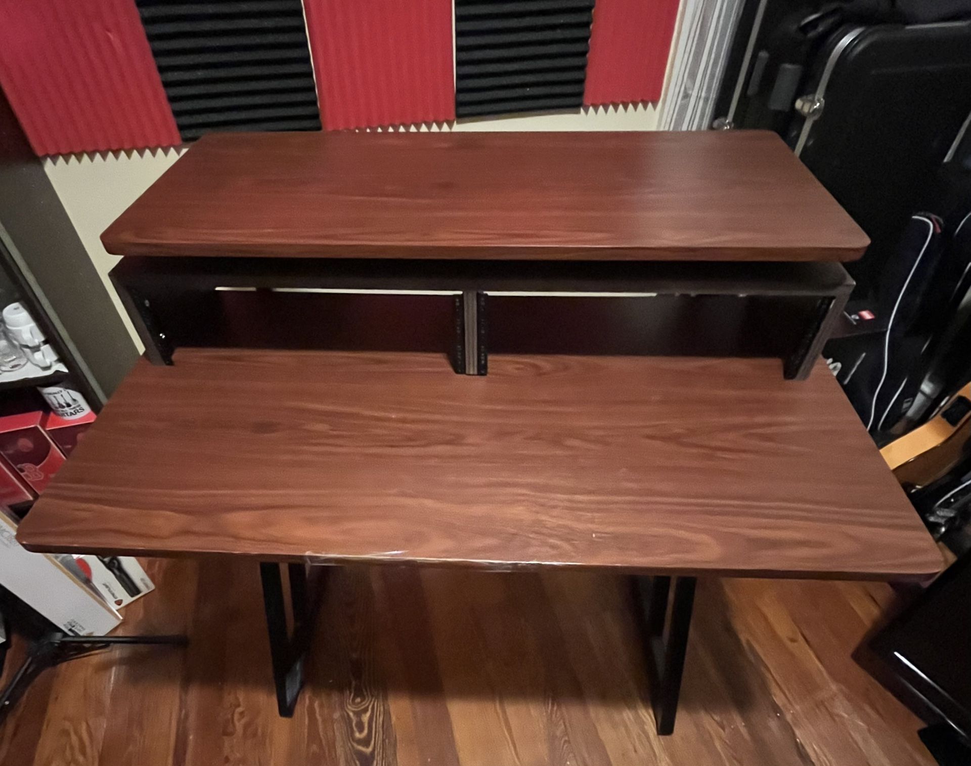 Studio Desk With Accessories