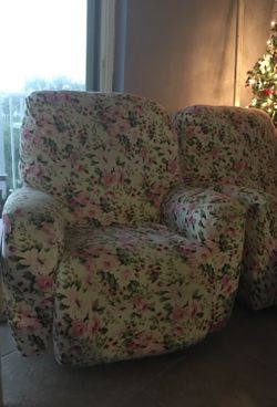 Recliner chairs