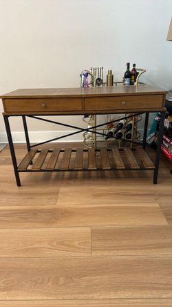 Side end table