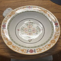 WILLIAMS SONOMA ITALY ASOLO 15" ROUND SERVING BOWL YELLOW & RED FLOWERS