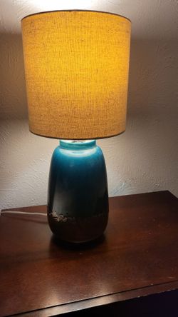 Lámpara De Mesa