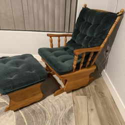 Rocking Chair 