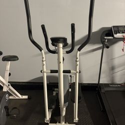 Sunny Health and fitness Elliptical 