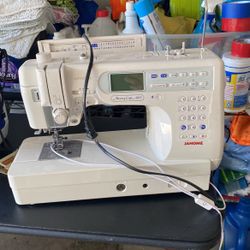 Janome Memory Craft 6600p