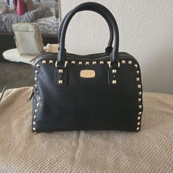 Lightly used Michael Kors Purse 