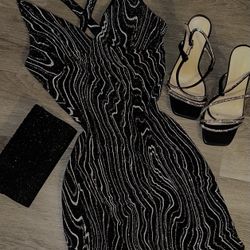 Black And White Glittery BodyCon Dress🤩