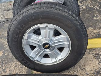 18 chevy oem wheels with tires