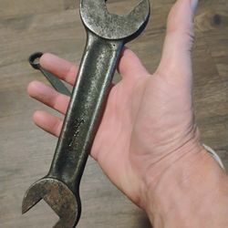 Older Collectible Wrenches Buffalo X2