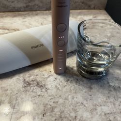 Philips Sonicare DiamondClean Electric Toothbrush