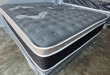 Full oasis thermal comfort Europillow top 12inch Matres!