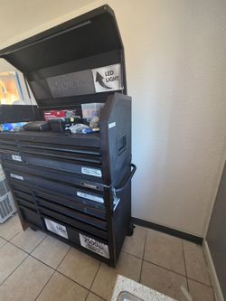 HUSKY TOOL BOX