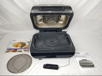 Ninja Foodi Smart XL Indoor Grill / Air Fryer combo