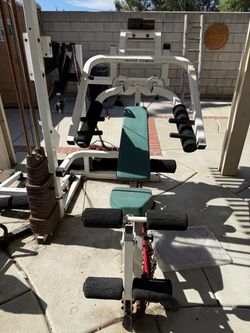 Free exercise machine