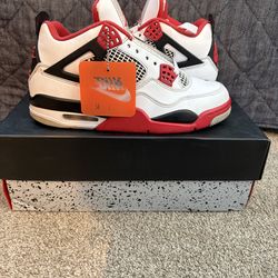 Jordan 4 firs red